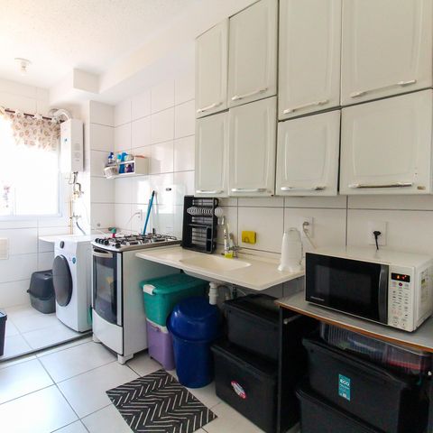 Apartamento à venda com 45m², 2 quartos e sem vagaCozinha e Área de Serviço