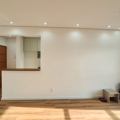 Apartamento à venda com 54m², 2 quartos e 1 vaga Apartamento à venda com 54m², 2 quartos e 1 vagaSala