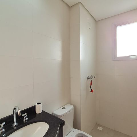 Apartamento à venda com 54m², 2 quartos e 1 vaga Apartamento à venda com 54m², 2 quartos e 1 vagaBanheiro Social