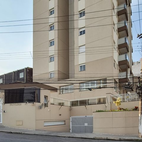 Apartamento à venda com 54m², 2 quartos e 1 vaga Apartamento à venda com 54m², 2 quartos e 1 vagaFachada e portaria