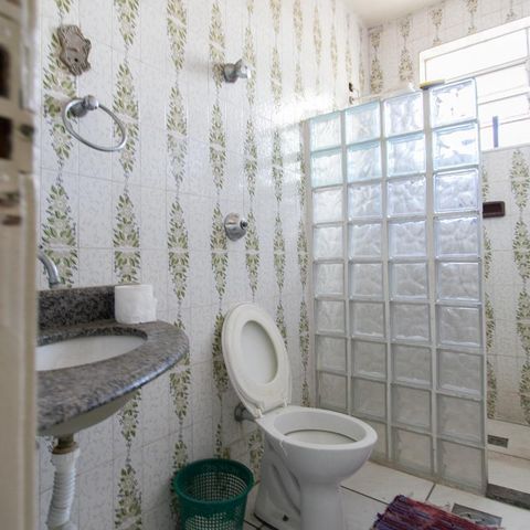 Apartamento à venda com 80m², 2 quartos e 1 vaga Apartamento à venda com 80m², 2 quartos e 1 vagaBanheiro