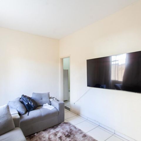 Apartamento à venda com 80m², 2 quartos e 1 vaga Apartamento à venda com 80m², 2 quartos e 1 vagaSala