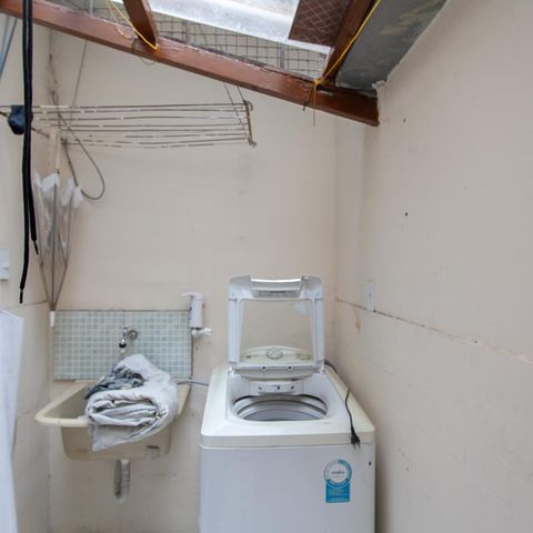 Apartamento à venda com 80m², 2 quartos e 1 vaga Apartamento à venda com 80m², 2 quartos e 1 vagaÁrea de Serviço