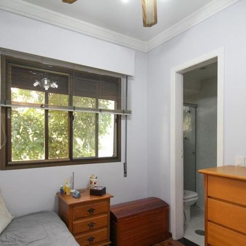 Apartamento à venda com 130m², 4 quartos e 2 vagas