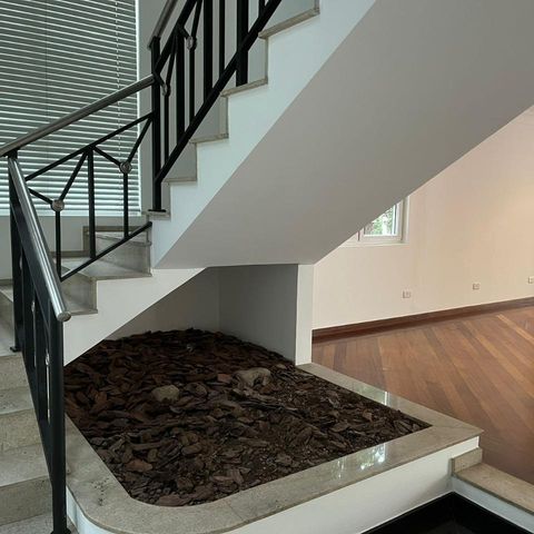 Casa de condomínio à venda com 535m², 4 quartos e 8 vagas