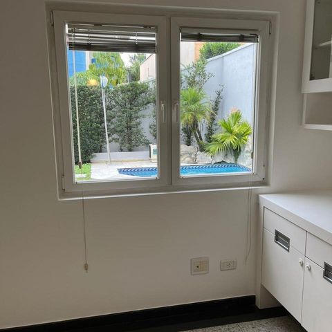 Casa de condomínio à venda com 535m², 4 quartos e 8 vagas