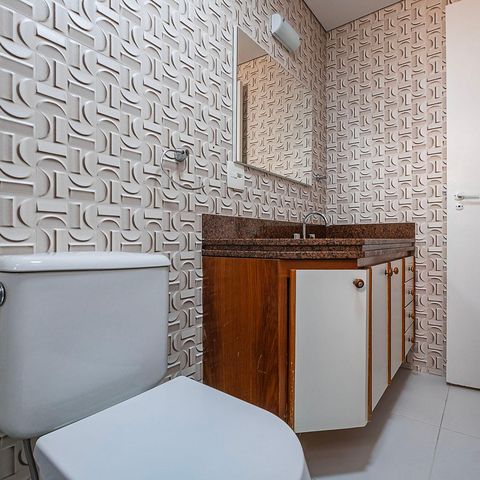 Apartamento à venda com 76m², 3 quartos e 2 vagasBanheiro da Suíte 