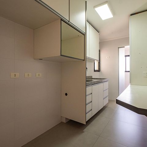 Apartamento à venda com 76m², 3 quartos e 2 vagasCozinha