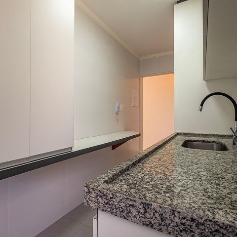 Apartamento à venda com 76m², 3 quartos e 2 vagasCozinha