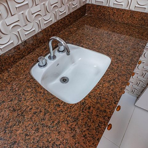 Apartamento à venda com 76m², 3 quartos e 2 vagasBanheiro da Suíte 