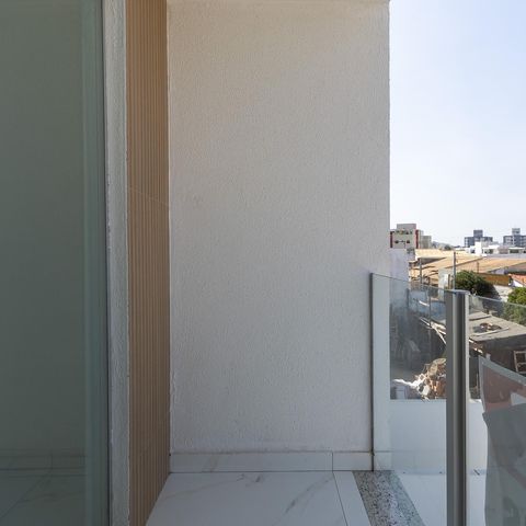 Casa à venda com 90m², 2 quartos e 2 vagasVaranda Quarto 1