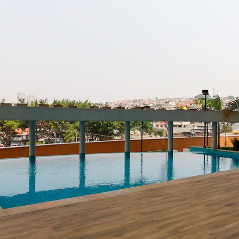 Apartamento à venda com 32m², 1 quarto e 1 vaga Apartamento à venda com 32m², 1 quarto e 1 vagaÁrea comum - Piscina
