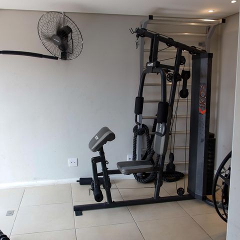 Apartamento à venda com 32m², 1 quarto e 1 vaga Apartamento à venda com 32m², 1 quarto e 1 vagaÁrea comum - Academia