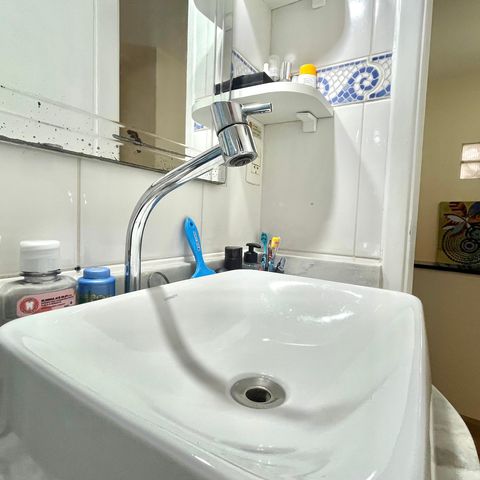 Casa à venda com 140m², 4 quartos e 1 vaga Casa à venda com 140m², 4 quartos e 1 vagaBanheiro