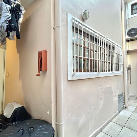 Casa à venda com 140m², 4 quartos e 1 vaga Casa à venda com 140m², 4 quartos e 1 vagaÁrea externa