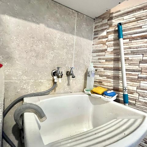 Casa à venda com 140m², 4 quartos e 1 vaga Casa à venda com 140m², 4 quartos e 1 vagaÁrea de Serviço