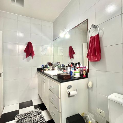 Casa à venda com 140m², 4 quartos e 1 vaga Casa à venda com 140m², 4 quartos e 1 vagaBanheiro da Suíte