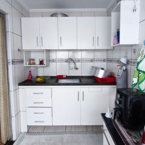 Casa à venda com 150m², 4 quartos e 3 vagas Casa à venda com 150m², 4 quartos e 3 vagasCozinha