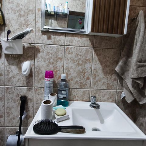 Casa à venda com 150m², 4 quartos e 3 vagas Casa à venda com 150m², 4 quartos e 3 vagasBanheiro Suíte