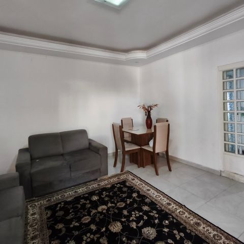 Casa à venda com 150m², 4 quartos e 3 vagas Casa à venda com 150m², 4 quartos e 3 vagasSala de Estar