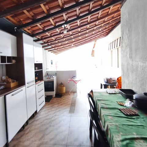 Casa à venda com 150m², 4 quartos e 3 vagas Casa à venda com 150m², 4 quartos e 3 vagasÁrea gourmet