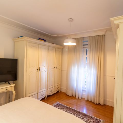 Casa de condomínio à venda com 632m², 4 quartos e 6 vagas Casa de condomínio à venda com 632m², 4 quartos e 6 vagasSuíte 2