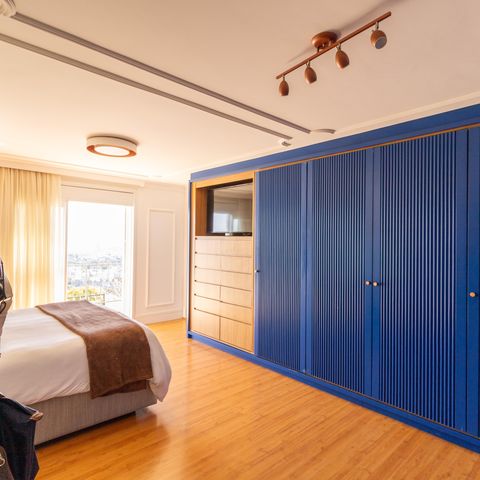 Casa de condomínio à venda com 632m², 4 quartos e 6 vagas Casa de condomínio à venda com 632m², 4 quartos e 6 vagasSuíte 1