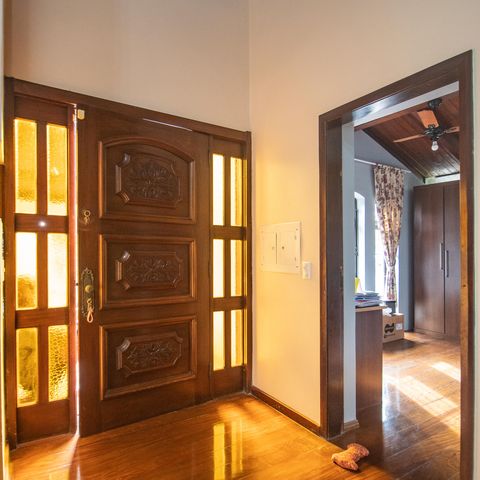 Casa à venda com 260m², 3 quartos e 3 vagas Casa à venda com 260m², 3 quartos e 3 vagasSala