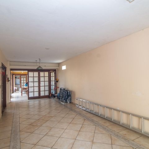 Casa à venda com 260m², 3 quartos e 3 vagas Casa à venda com 260m², 3 quartos e 3 vagasGaragem