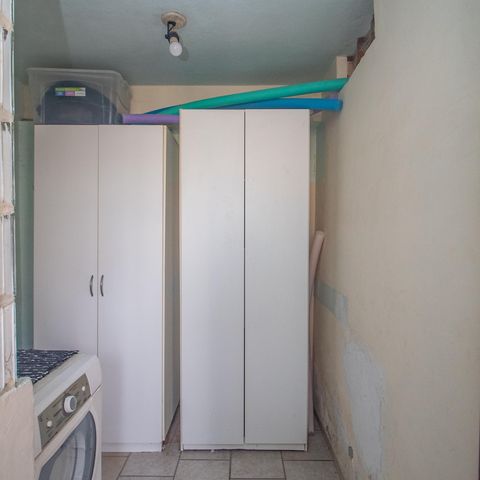Casa à venda com 260m², 3 quartos e 3 vagas Casa à venda com 260m², 3 quartos e 3 vagasÁrea de Serviço