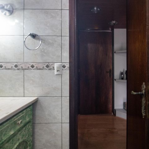 Casa à venda com 260m², 3 quartos e 3 vagas Casa à venda com 260m², 3 quartos e 3 vagasBanheiro da Suíte