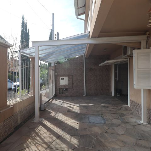 Casa à venda com 195m², 2 quartos e 3 vagasÁrea externa