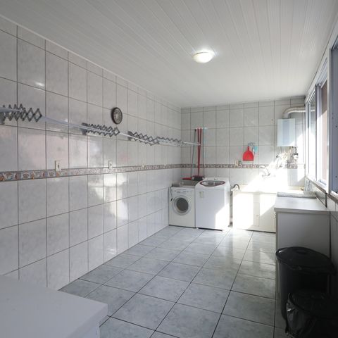 Casa à venda com 195m², 2 quartos e 3 vagasLavanderia
