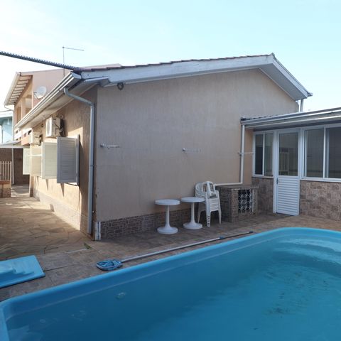 Casa à venda com 195m², 2 quartos e 3 vagasÁrea externa