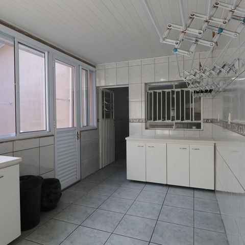 Casa à venda com 195m², 2 quartos e 3 vagasLavanderia