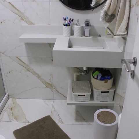 Apartamento à venda com 115m², 4 quartos e 2 vagasBanheiro social