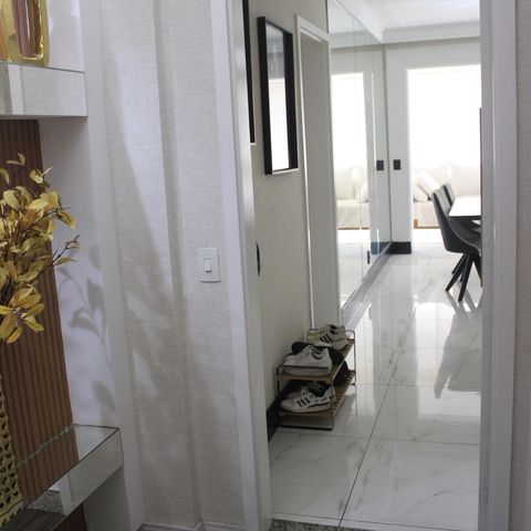 Apartamento à venda com 115m², 4 quartos e 2 vagasHall de entrada social