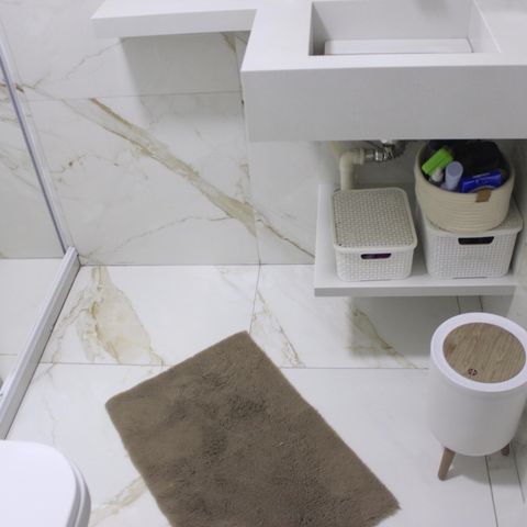 Apartamento à venda com 115m², 4 quartos e 2 vagasBanheiro social