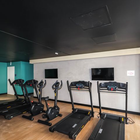Apartamento à venda com 42m², 2 quartos e 1 vaga Apartamento à venda com 42m², 2 quartos e 1 vagaÁrea comum