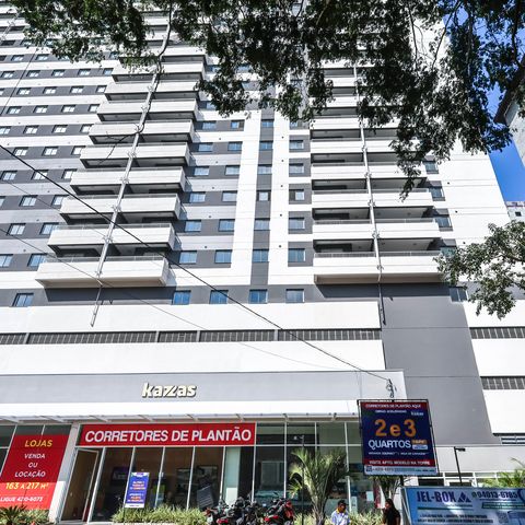 Apartamento à venda com 42m², 2 quartos e 1 vaga Apartamento à venda com 42m², 2 quartos e 1 vagaFachada