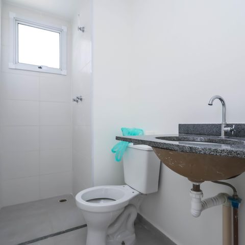 Apartamento à venda com 42m², 2 quartos e 1 vaga Apartamento à venda com 42m², 2 quartos e 1 vagaBanheiro