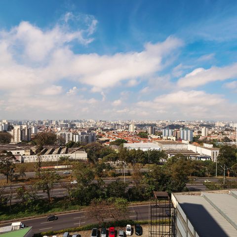 Apartamento à venda com 42m², 2 quartos e 1 vaga Apartamento à venda com 42m², 2 quartos e 1 vagaVaranda