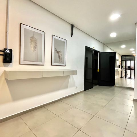 Apartamento à venda com 40m², 2 quartos e 1 vaga Apartamento à venda com 40m², 2 quartos e 1 vagaHall social