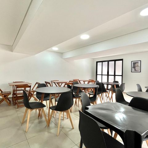 Apartamento à venda com 40m², 2 quartos e 1 vaga Apartamento à venda com 40m², 2 quartos e 1 vagaÁrea comum - Salão de festas