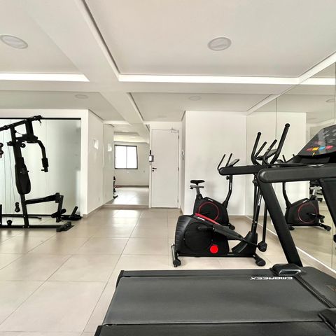 Apartamento à venda com 40m², 2 quartos e 1 vaga Apartamento à venda com 40m², 2 quartos e 1 vagaÁrea comum - Academia