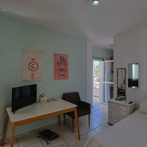 Casa à venda com 302m², 5 quartos e 3 vagas Casa à venda com 302m², 5 quartos e 3 vagasQuarto 4 - Suíte