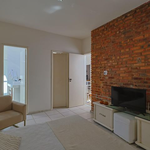Casa à venda com 302m², 5 quartos e 3 vagas Casa à venda com 302m², 5 quartos e 3 vagasSuíte 1