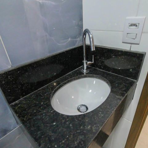 Apartamento à venda com 38m², 2 quartos e sem vaga Apartamento à venda com 38m², 2 quartos e sem vagaBanheiro
