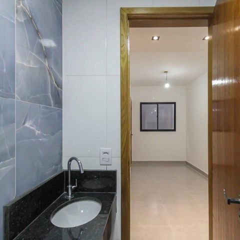 Apartamento à venda com 38m², 2 quartos e sem vaga Apartamento à venda com 38m², 2 quartos e sem vagaBanheiro