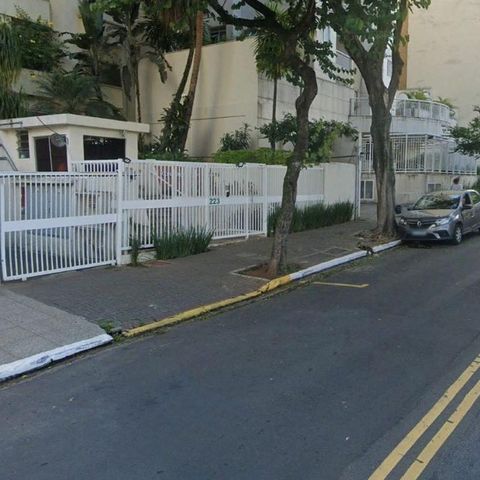 Apartamento à venda com 83m², 2 quartos e 1 vaga Apartamento à venda com 83m², 2 quartos e 1 vagaEntorno / Rua